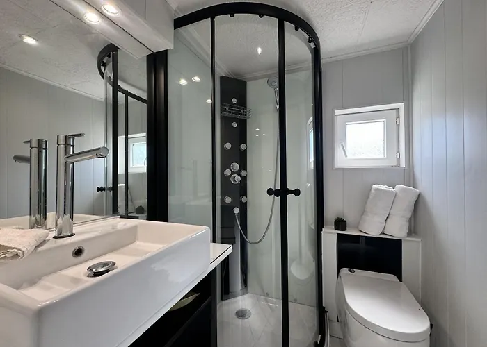 L'abbaye De L'epau - Jardin - Riviere *