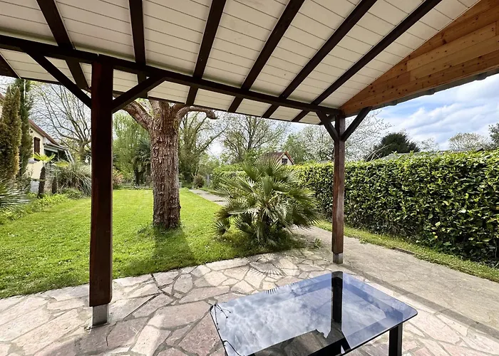 L'abbaye De L'epau - Jardin - Riviere * Le Mans